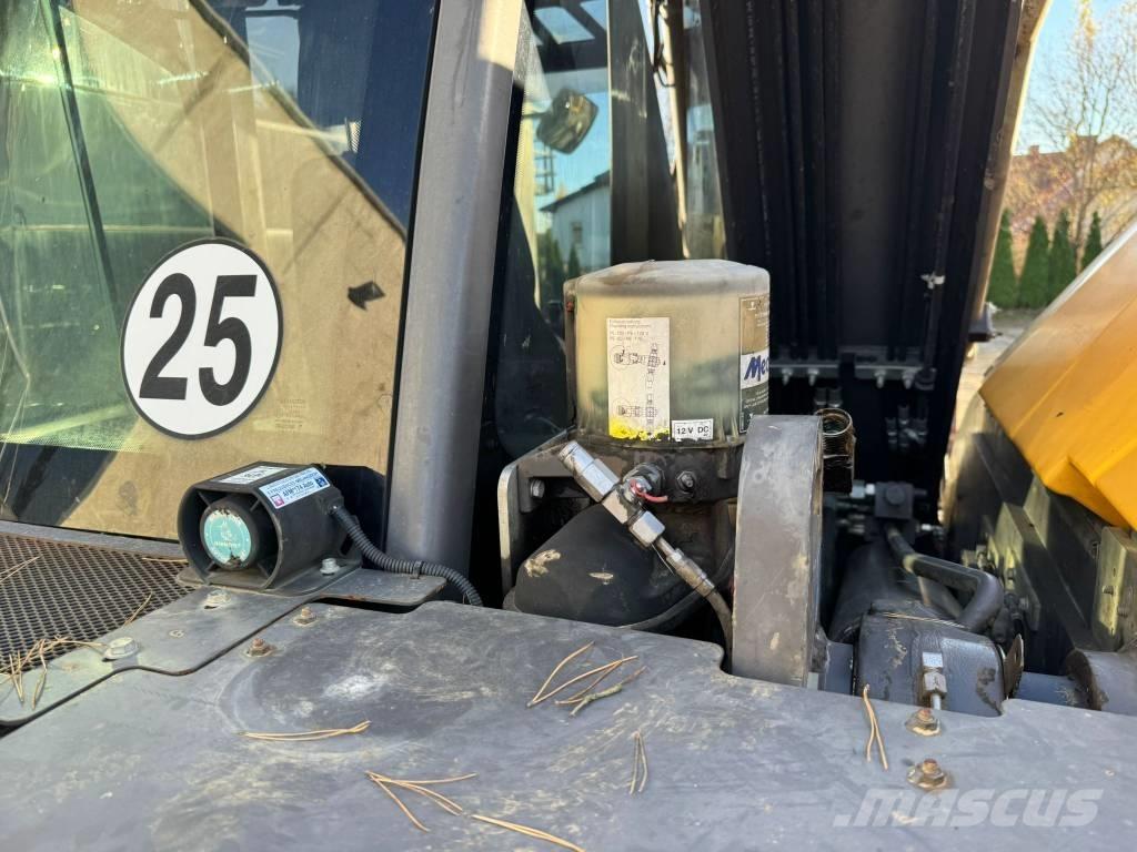 Mecalac 15 MWR 轮式挖掘机