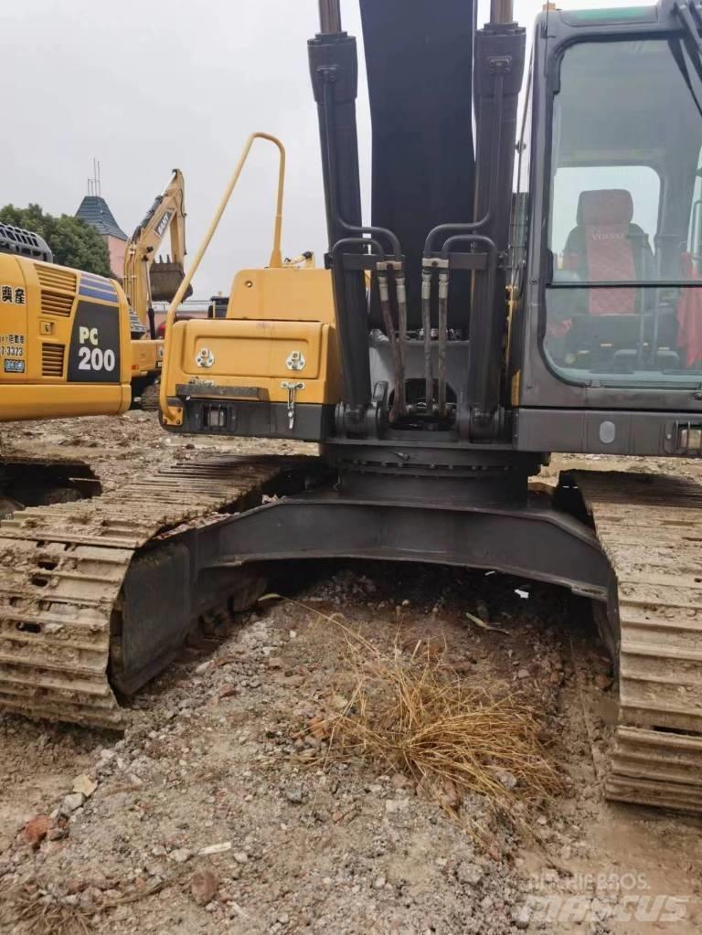 Volvo EC 210 DL 履带挖掘机