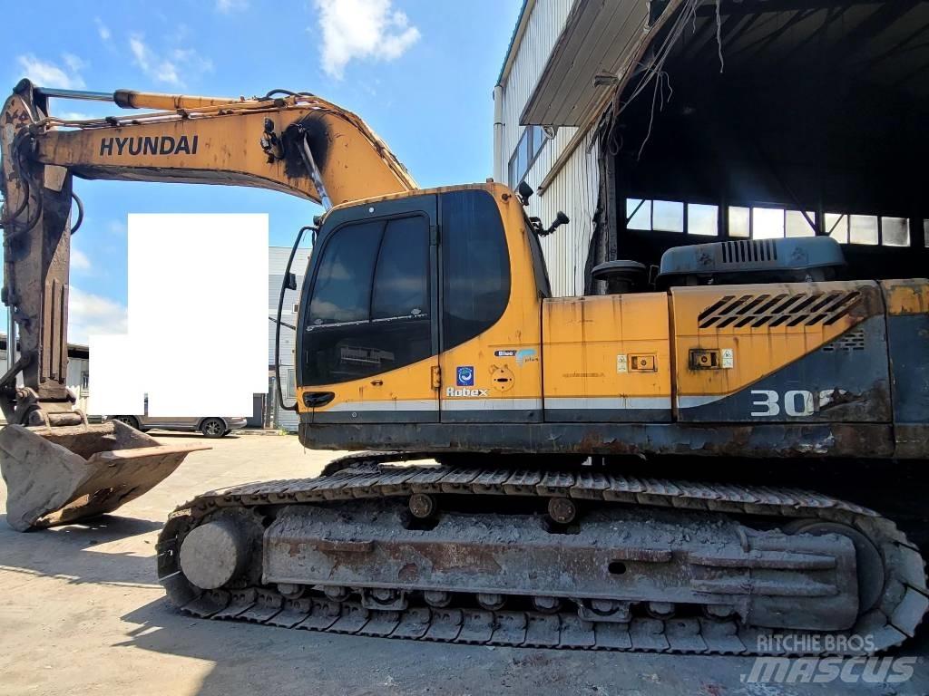 Hyundai Robex 300 LC 履带挖掘机