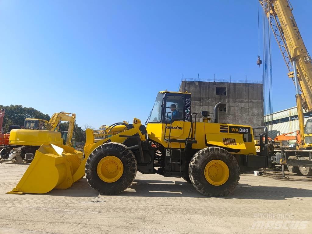 Komatsu WA 380-3 轮式装载机