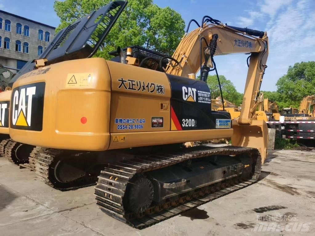 CAT 320d2 履带挖掘机