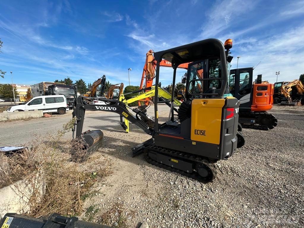 Volvo EC 15 E 小型挖掘机