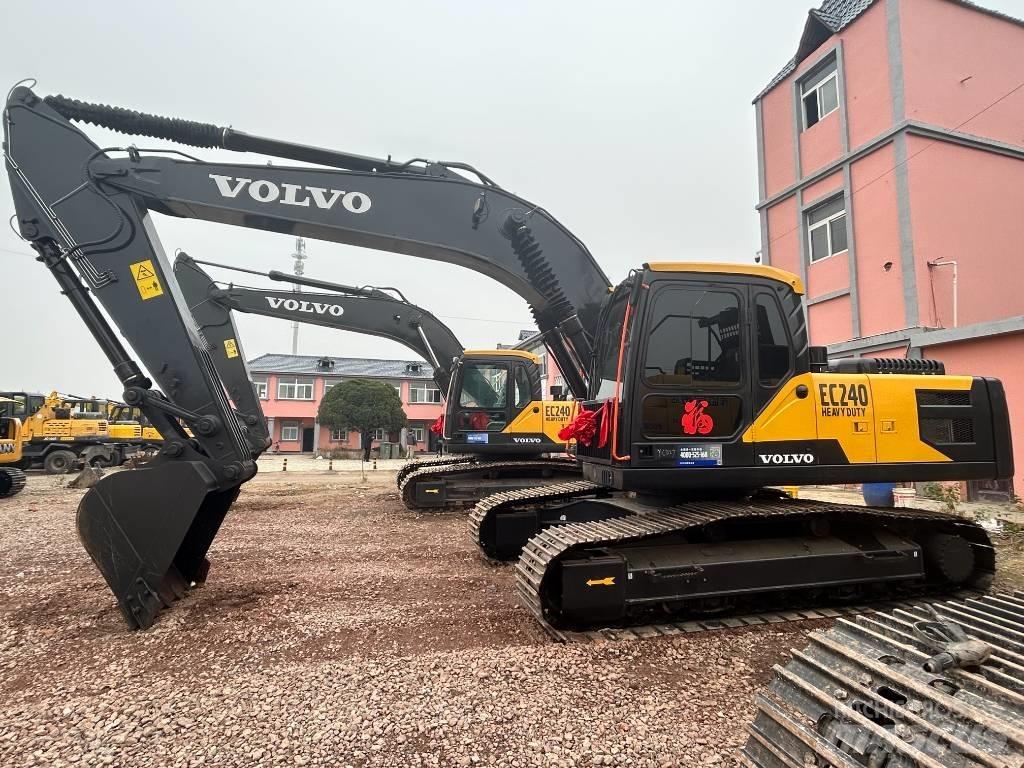 Volvo EC 240 履带挖掘机