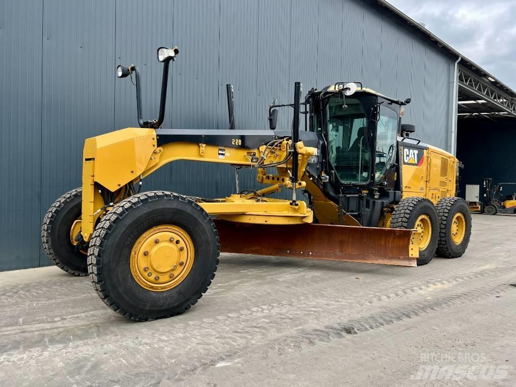CAT 140M2 AWD 平地机/推土机