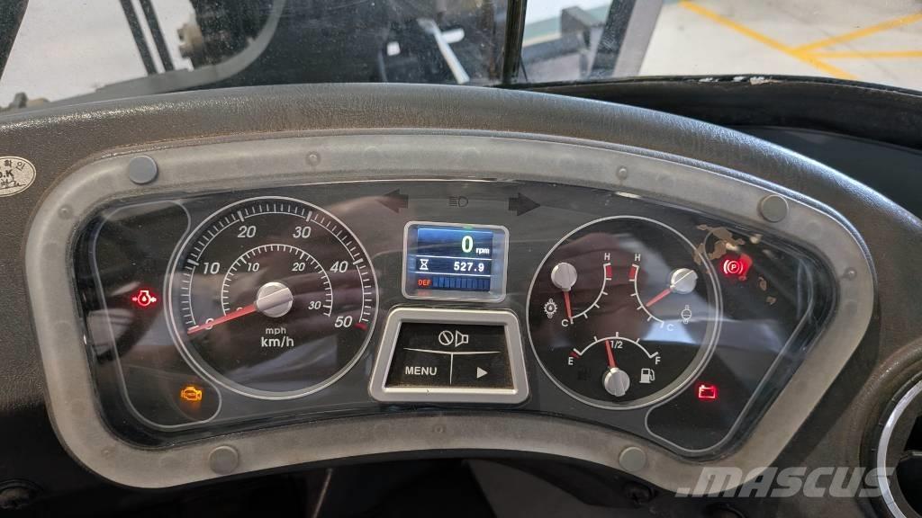 Hyundai 80 D-9 柴油叉车