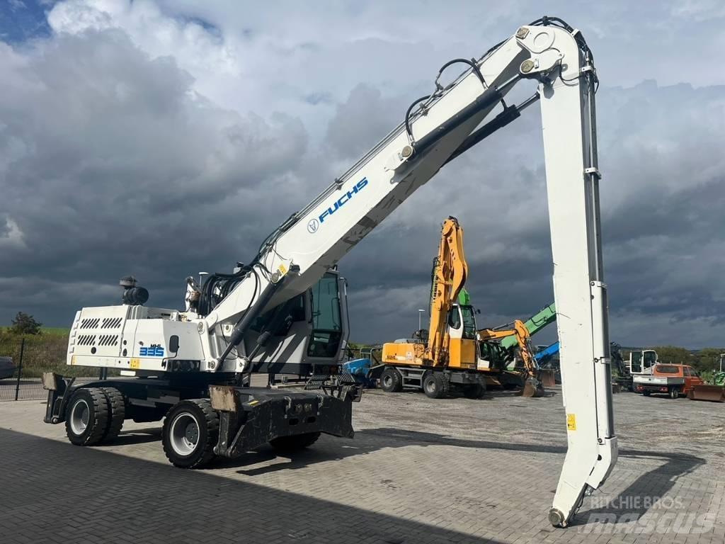 Fuchs MHL 335 工业挖掘机