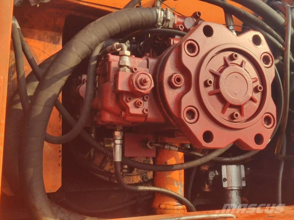 Doosan DH210W-7 轮式挖掘机