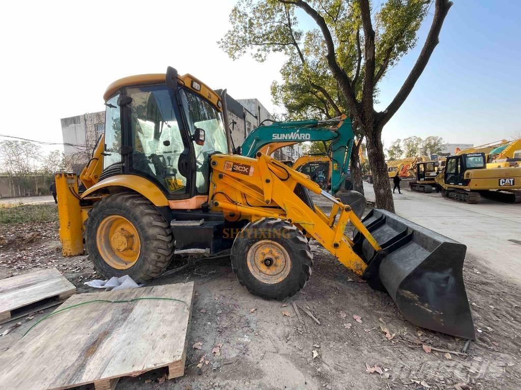JCB 3 CX 反铲装载机