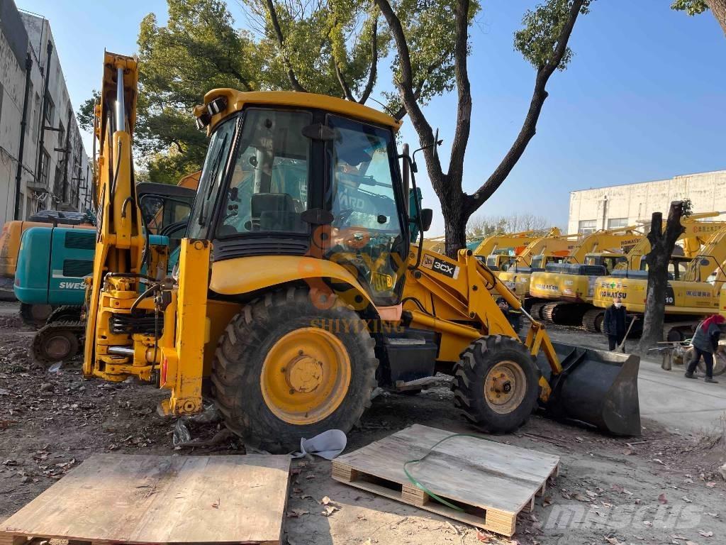 JCB 3 CX 反铲装载机