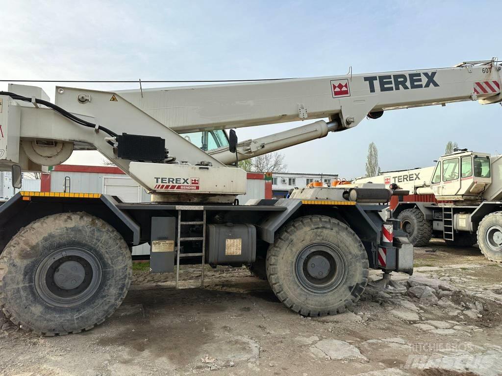 Terex A 600 越野轮胎起重机︳越野吊︳越野起重机︳移动式起重机