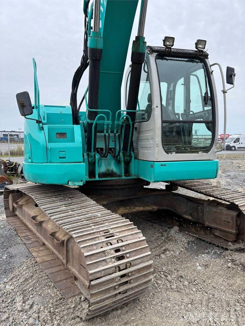 Kobelco SK235SR 履带挖掘机