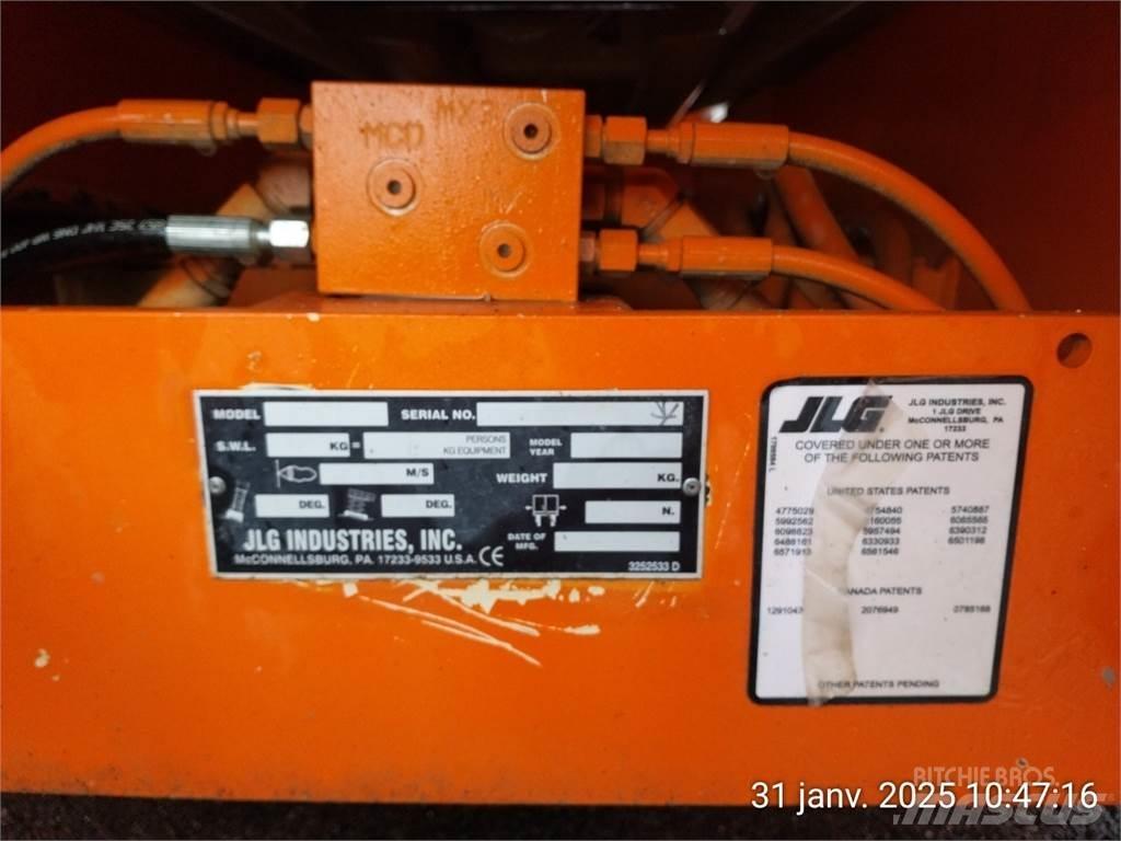 JLG 4394RT 剪叉式升降机