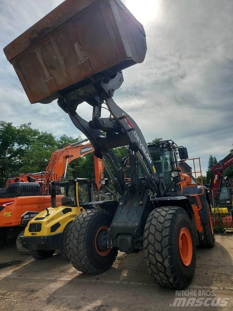 Develon DL 420 CVT-7 轮式装载机
