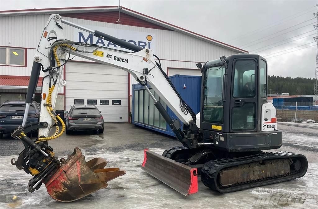 Bobcat E50 小型挖掘机