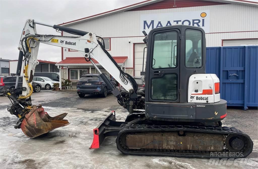 Bobcat E50 小型挖掘机