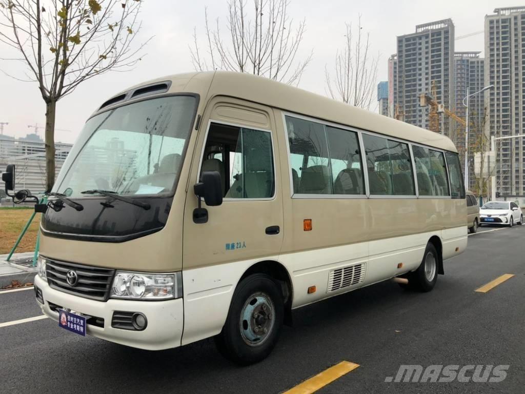 Toyota Coaster 公路客运汽车