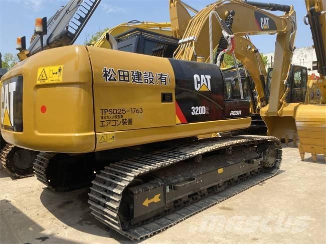 CAT 320 D2 履带挖掘机