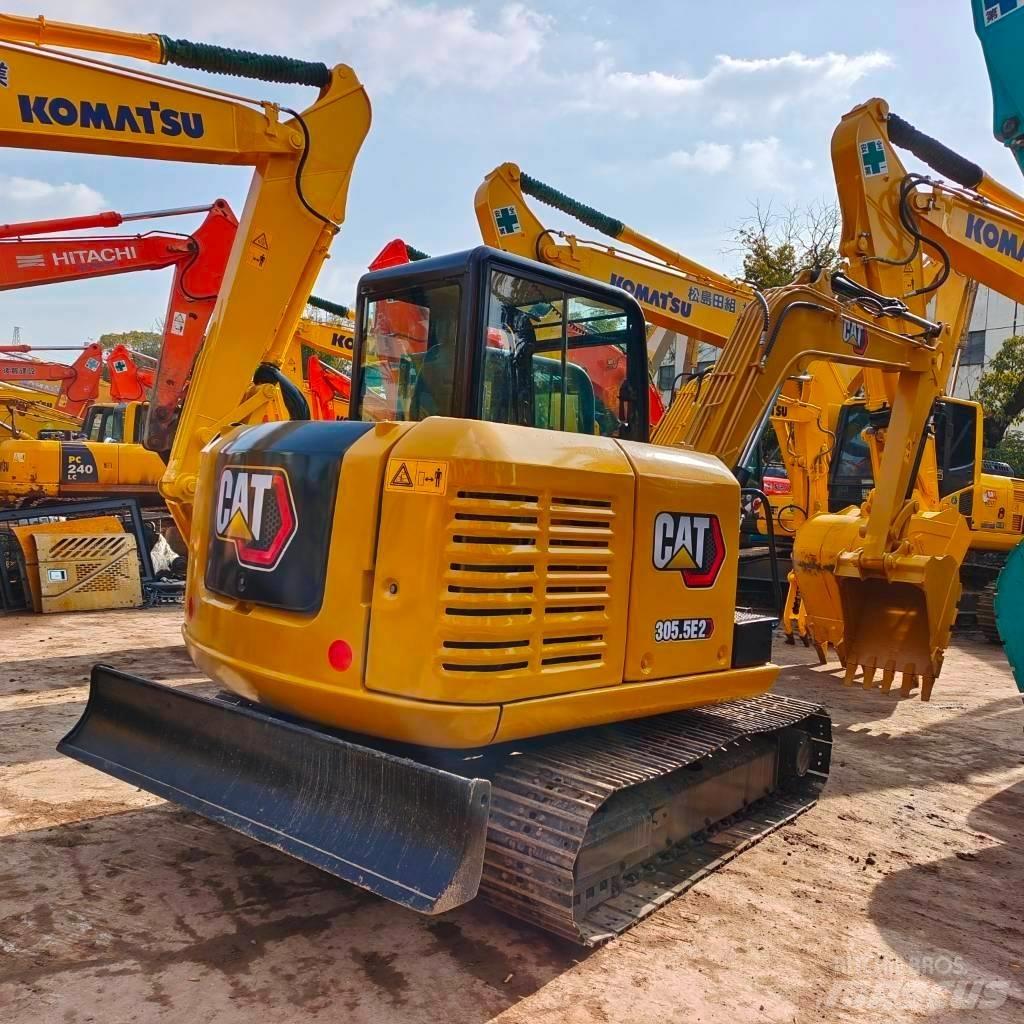CAT 305.5 E 小型挖掘机