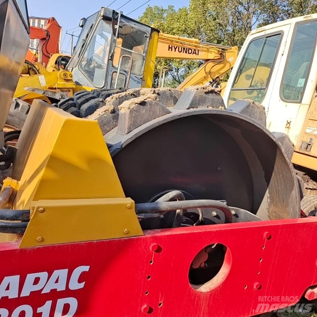 Dynapac CA 301 D 单轮压路机