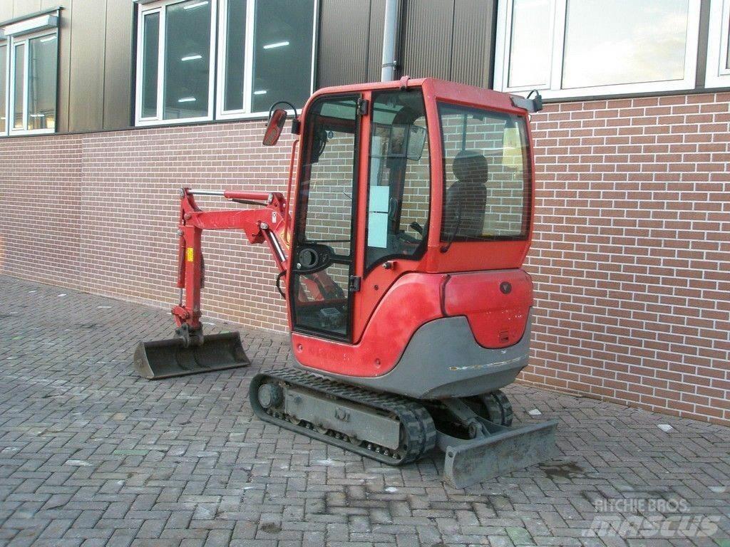 Yanmar SV17 小型挖掘机