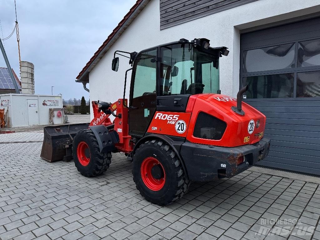 Kubota R 065 轮式装载机