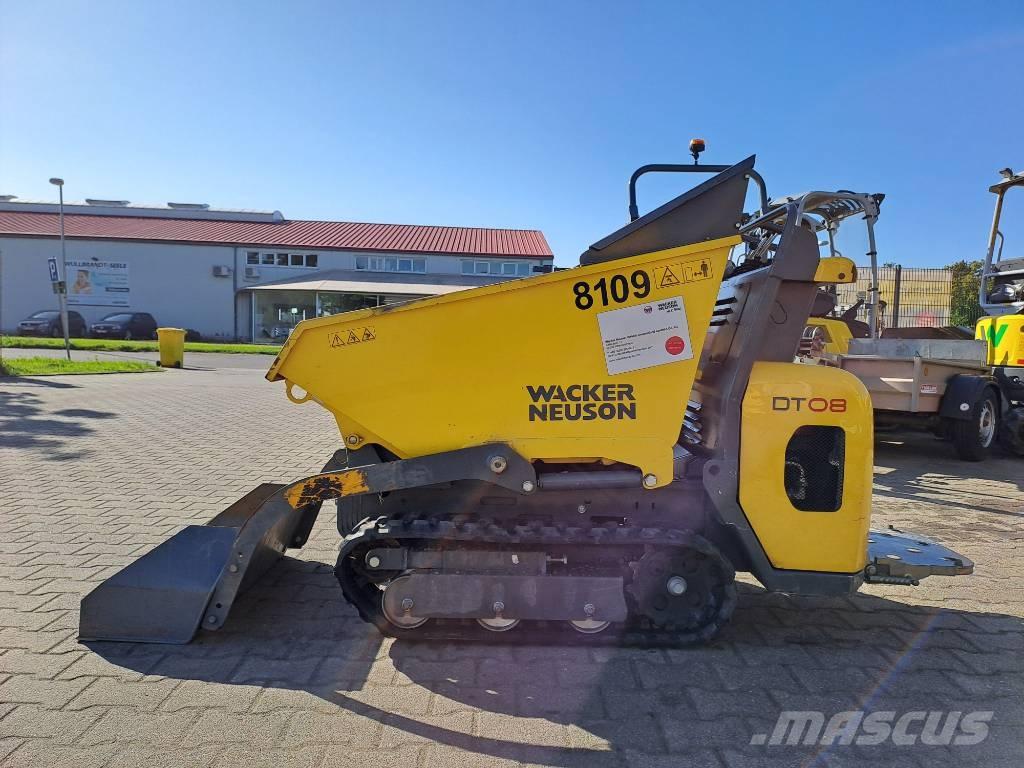 Wacker Neuson DT08 履带式自卸车
