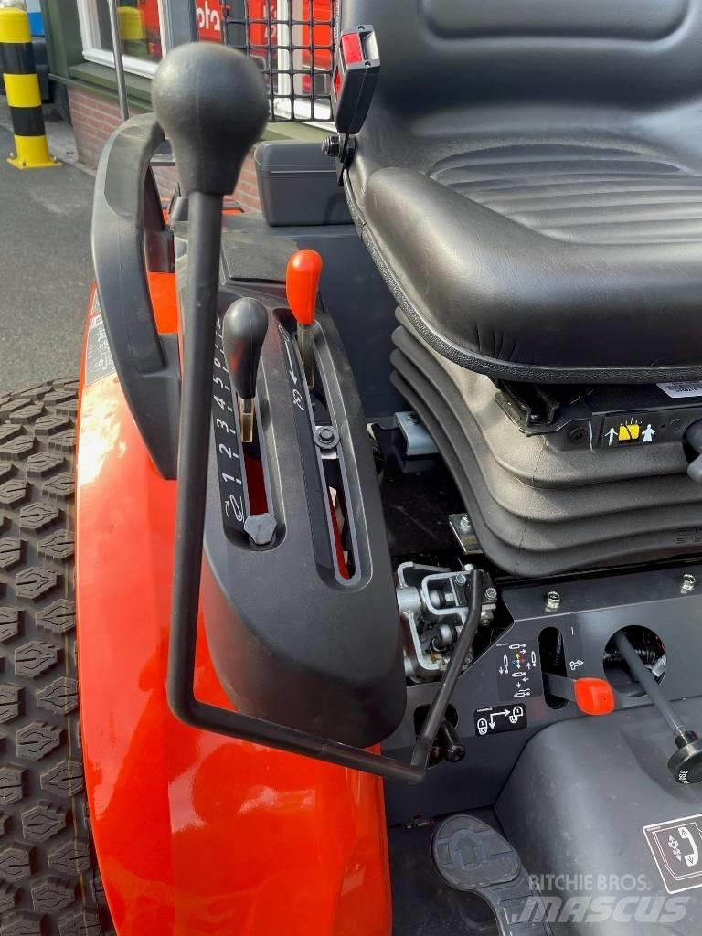 Kubota B2261 HDW 小型拖拉机