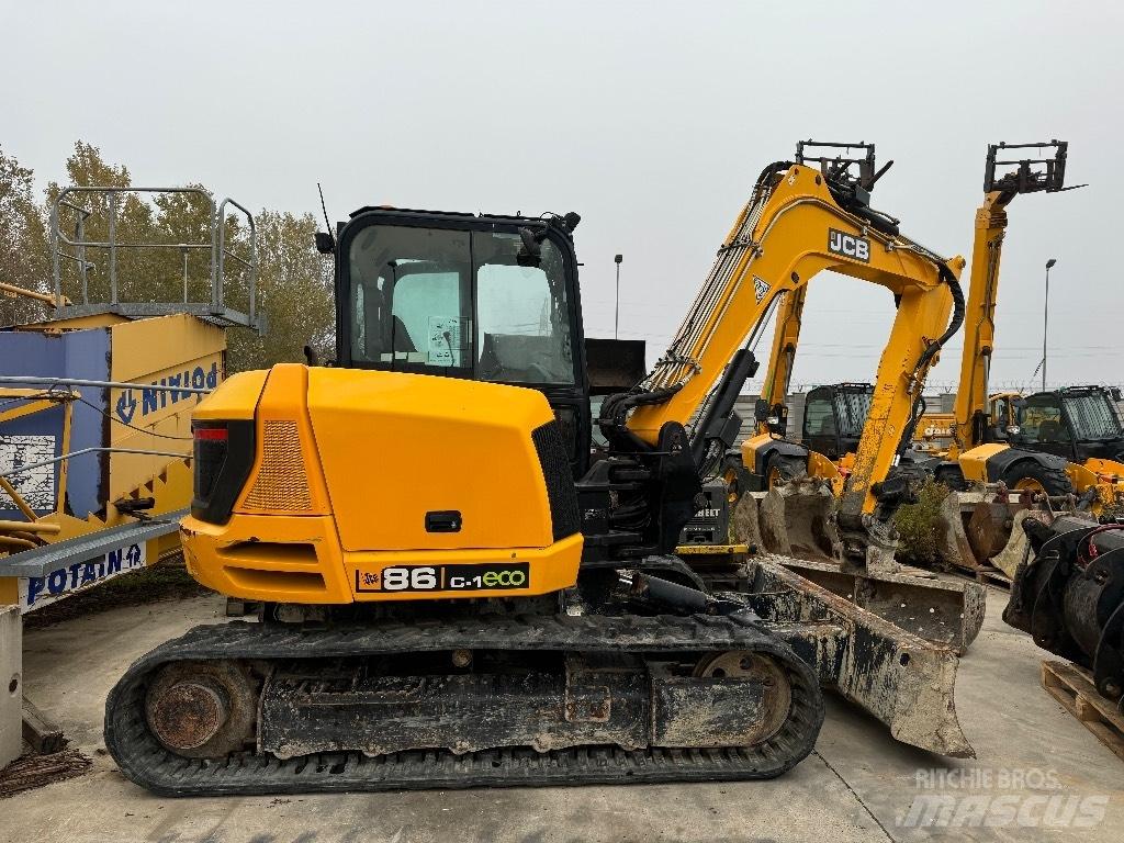 JCB 86 C-1 中型挖掘机