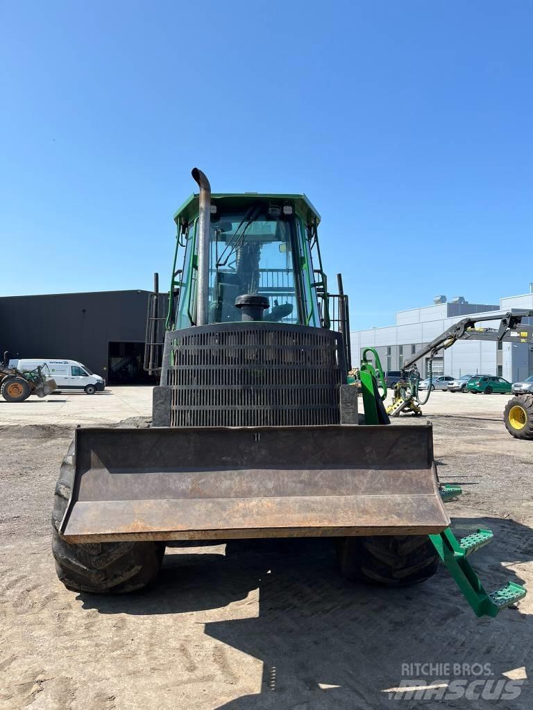 John Deere 1110D 集运机