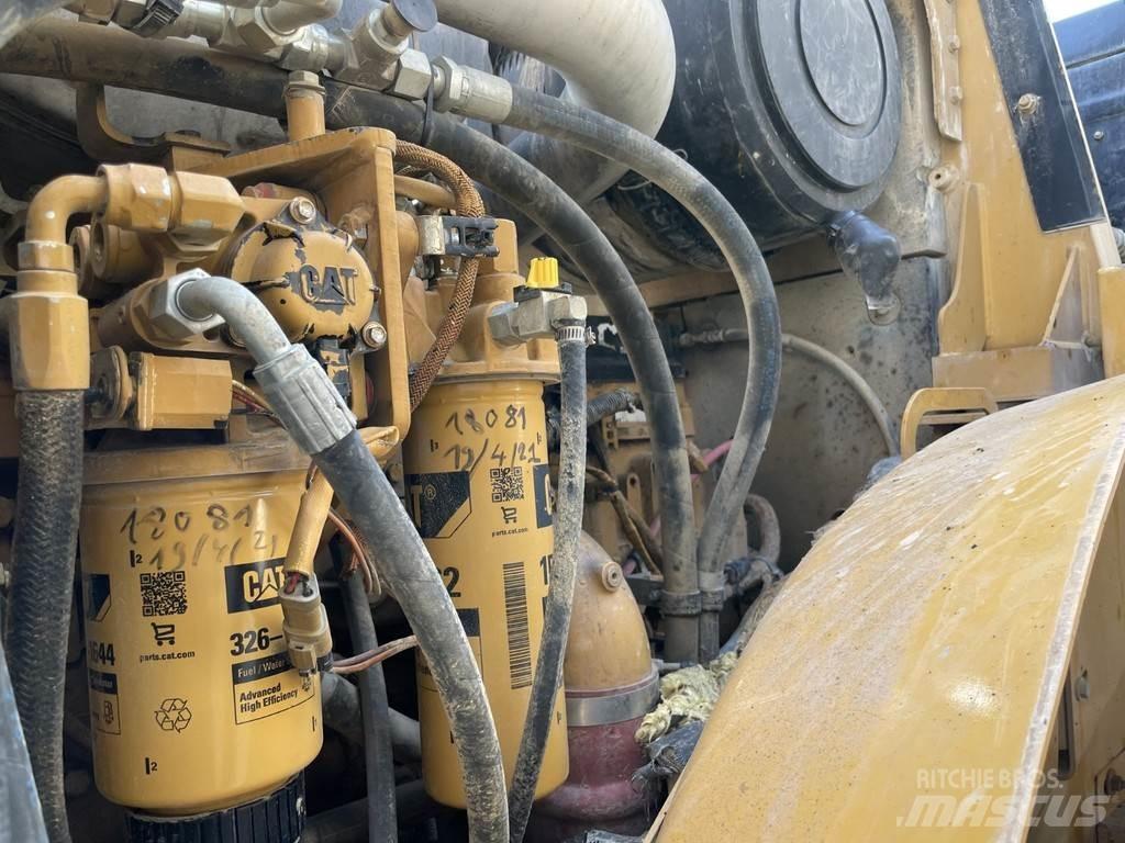 CAT 966H 轮式装载机