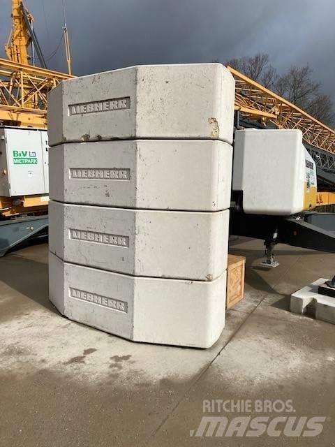 Liebherr L1-24 塔式起重机