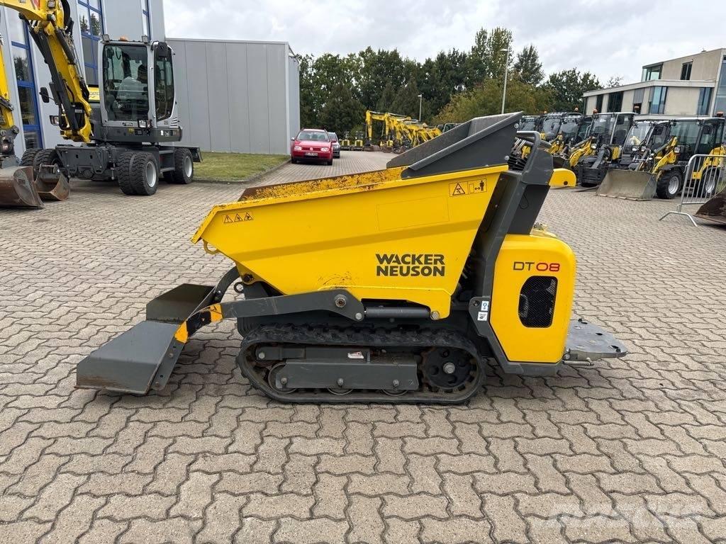 Wacker Neuson DT08 履带式自卸车