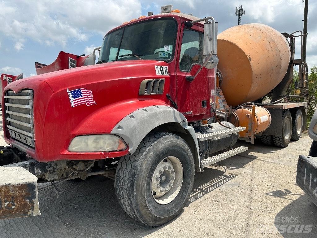 Mack Granite GU 813 其他货车