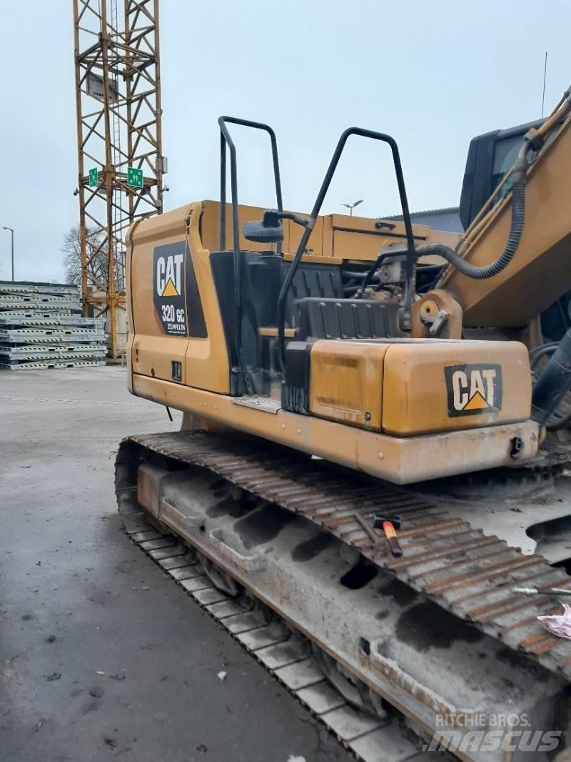 CAT 320GC 履带挖掘机