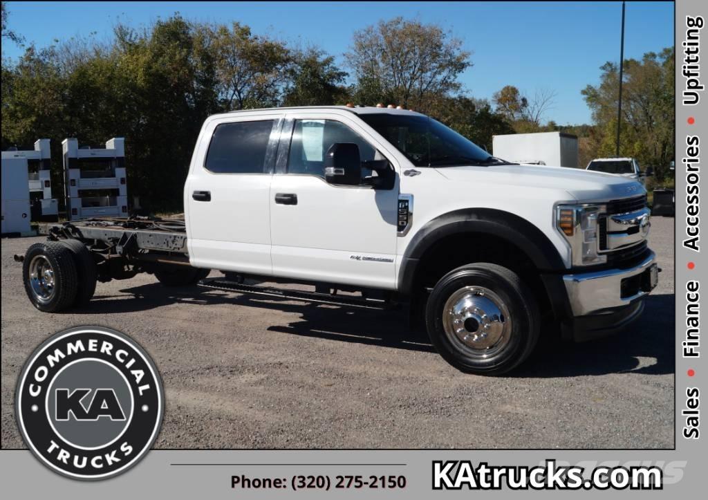 Ford F 550 XLT SD 平板车