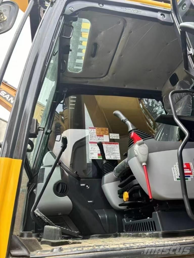 Komatsu 400-8 履带挖掘机
