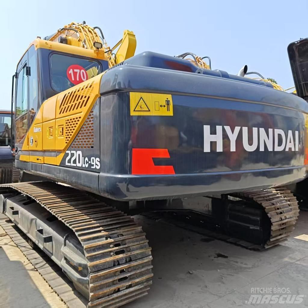 Hyundai 220lc-9s 履带挖掘机