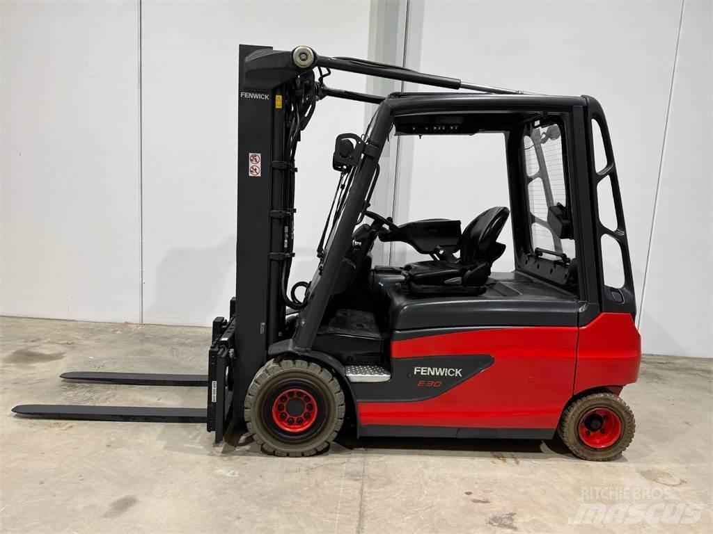 Linde E30L 01 电动叉车