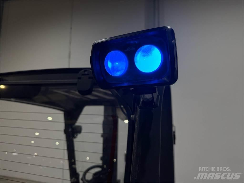 Linde E30L 01 电动叉车