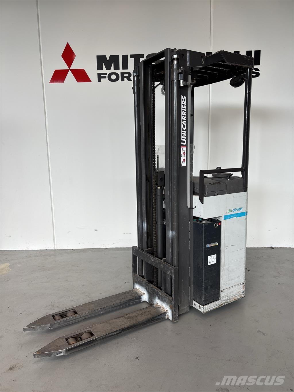 Atlet A160 行走式堆垛机