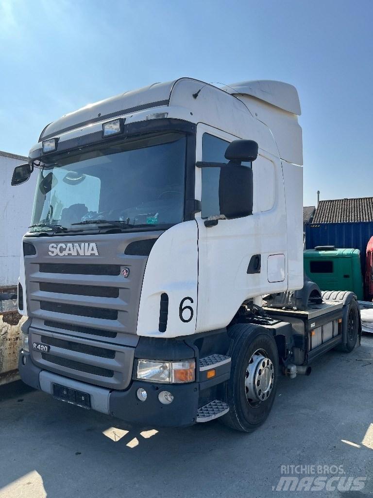 Scania CR19 驾驶室与内部