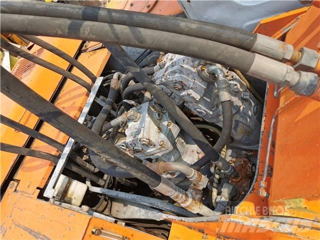 Hitachi EX160WD 履带挖掘机