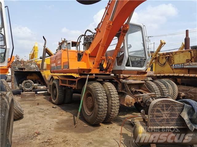 Hitachi EX160WD 履带挖掘机