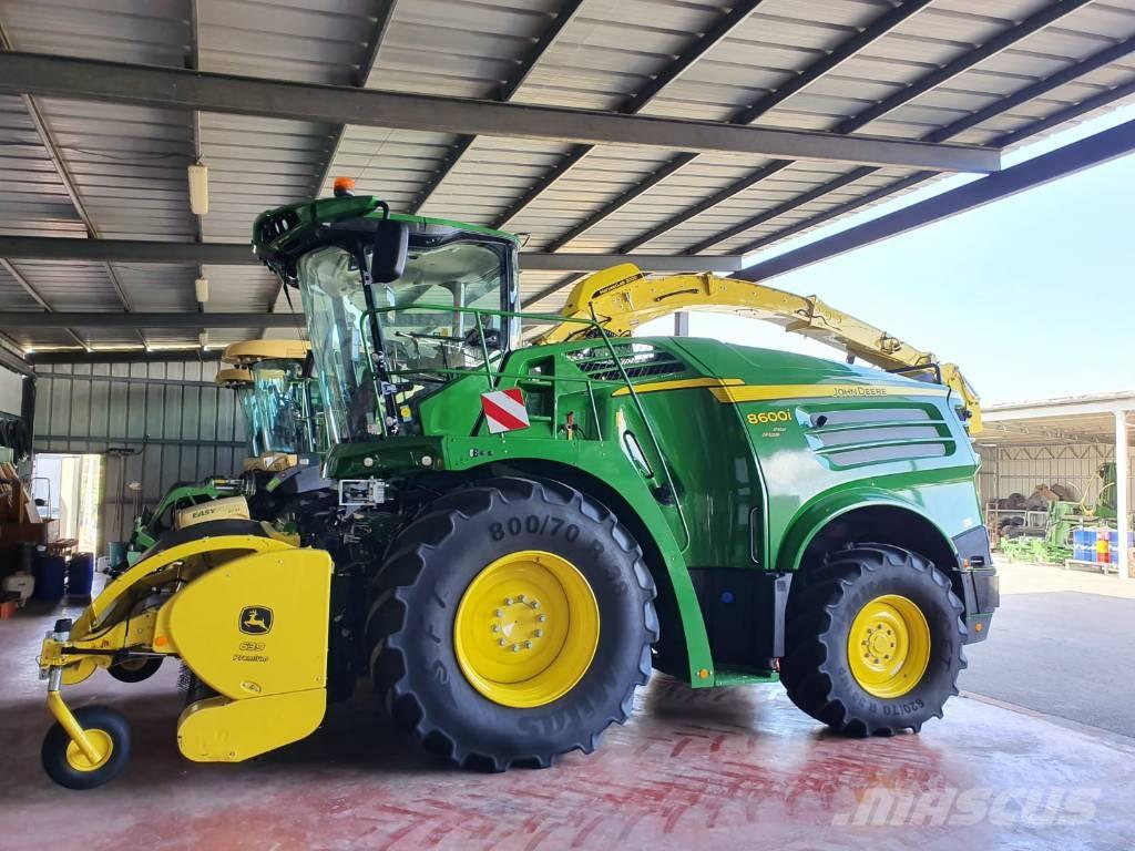 John Deere 8600I 自走式青贮饲料收割机