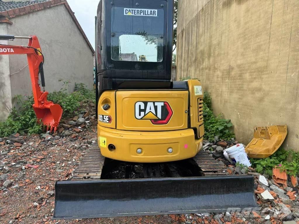 CAT 303.5 E 小型挖掘机