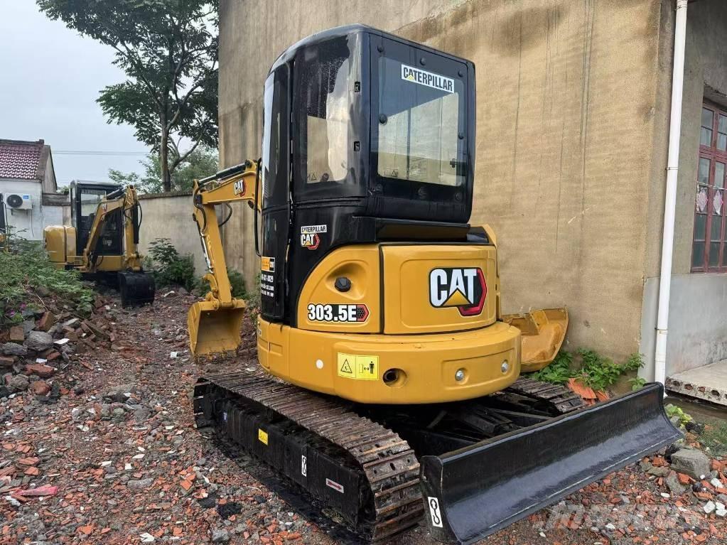 CAT 303.5 E 小型挖掘机