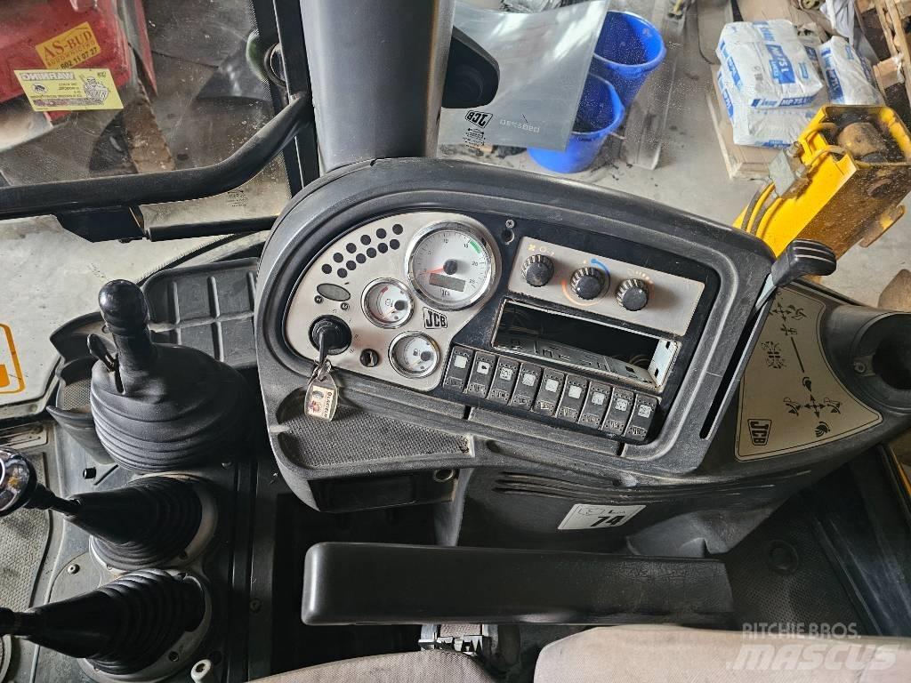 JCB 4 CX 反铲装载机