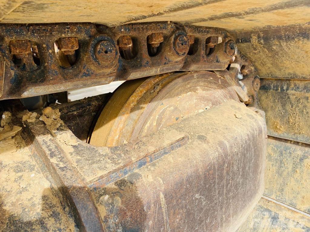 CAT 330-07a 履带挖掘机