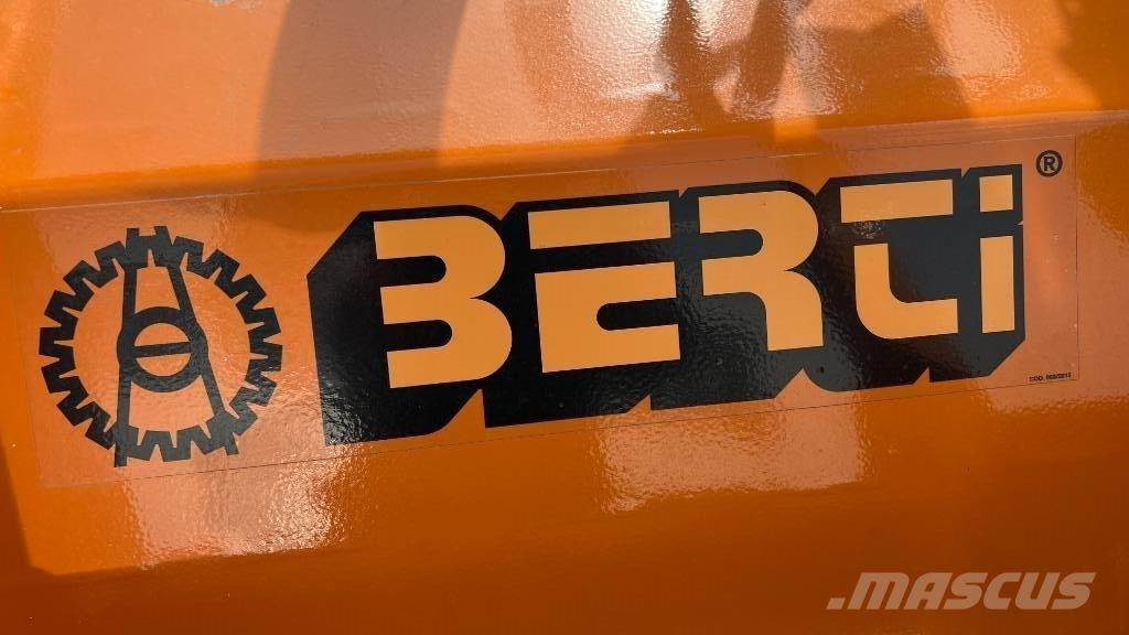 Berti EKR-S 250 牧场割草机和切顶器