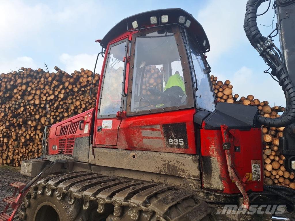 Komatsu 835 集运机